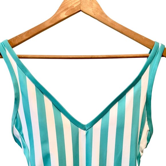 Kona Sol One Piece Green Stripe Print V-Neck Adjustable Bathing Suit M - Picture 4 of 10
